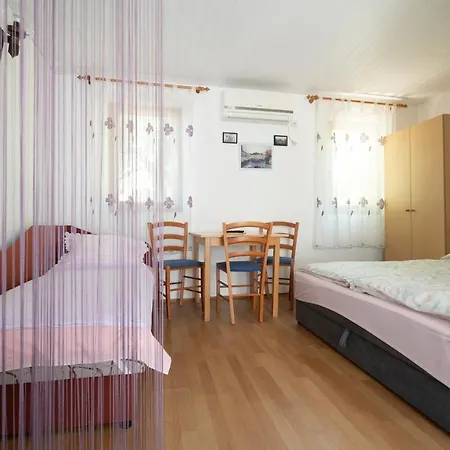 Ema Apartman