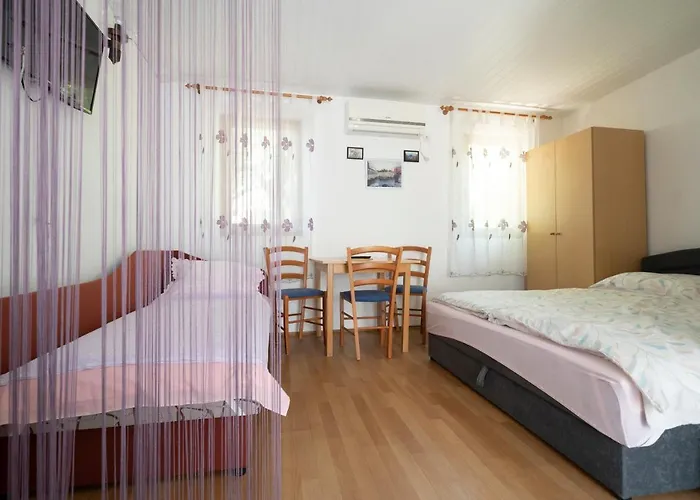 Ema Apartman